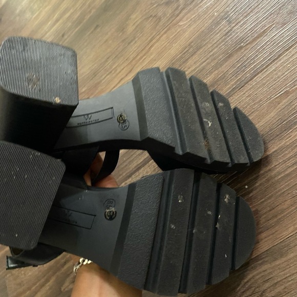 Worthington sz 8.5 Black Chunky Block Heel Sandals Ankle Strap Open Shoes‎ - Picture 7 of 8